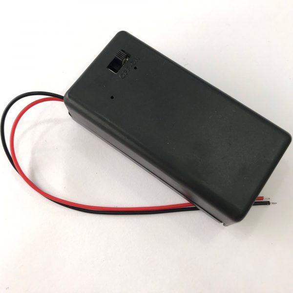 Hộp pin 9V có công tắc