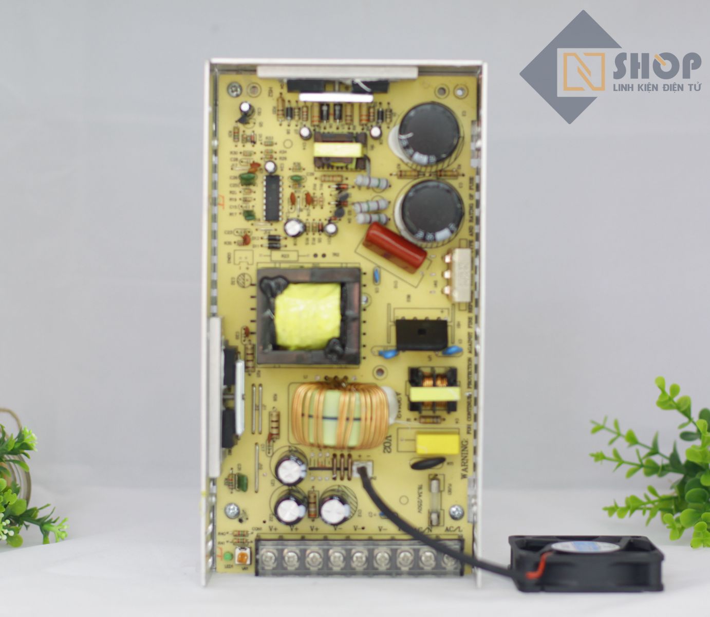 Bên trong Nguồn tổ ong 12V 30A Power Supply